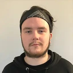 Headshot image of Sam Dexter - Digital Growth Engineer at Global Generators Ltd